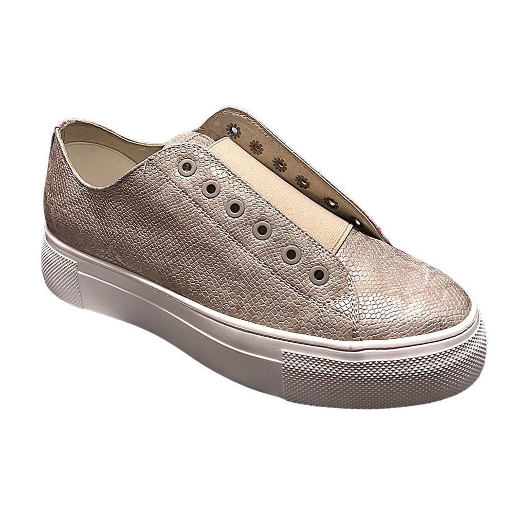 Very Volatile Women’s Gold Snake Skin Pattern Sneakers Size 6